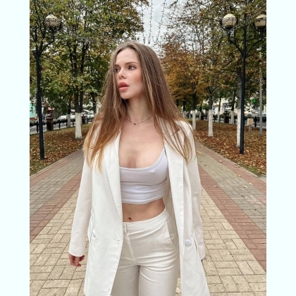     ,,,